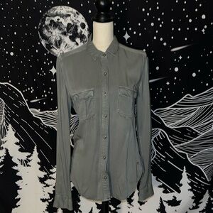 American Eagle Button Down Shirt